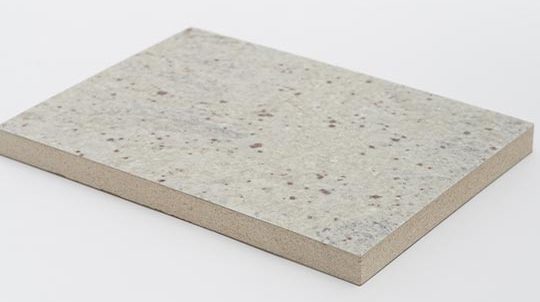 Steinfurnier auf Brandschutzplatte Vermiculit, Steinoberfläche matt geschliffen