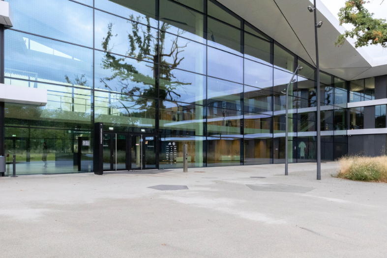 DFB Campus Glasfassade SEEN Elements