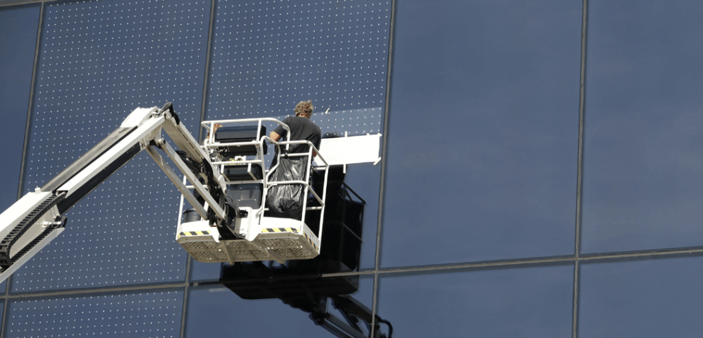 Futurium Berlin wird mit SEEN Vogelschutzmarkierungen ausgestattet