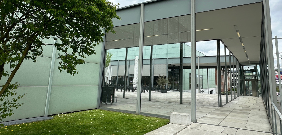 SEEN Elements Vogelschutzmarkierungen am Museum Folkwang in Essen
