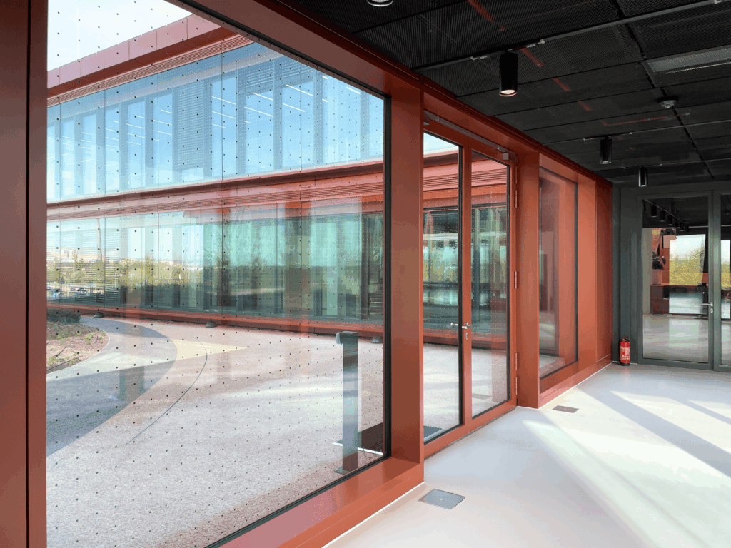 Saflex™ FlySafe™ 3D für den Hyundai „Square Campus“ - Innenansicht